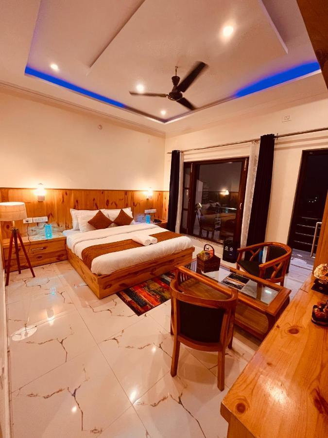 Hotel Kempty - A Boutique Hotel, 穆索里 外观 照片